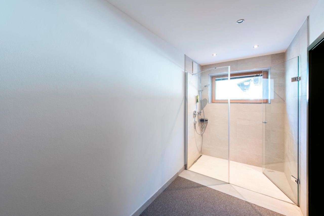 Manni Home - Rooms & Apartments マイヤーホーフェン エクステリア 写真